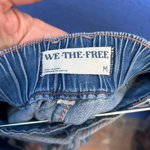 we the free distressed denim short - Picture 4 of 5